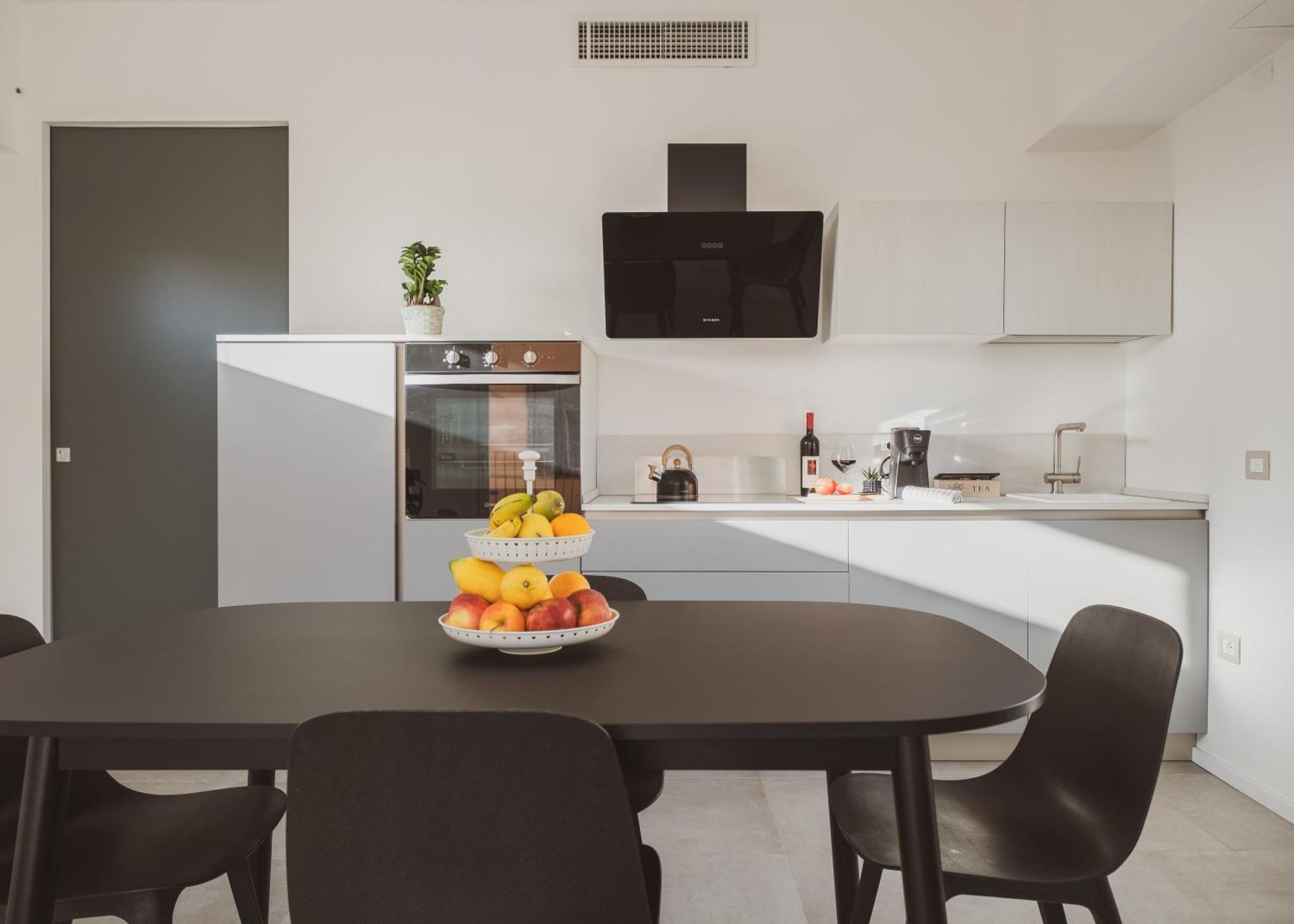 Luxury Suite La Terrazza In Pieno Centro In Cagliari Exteriör bild
