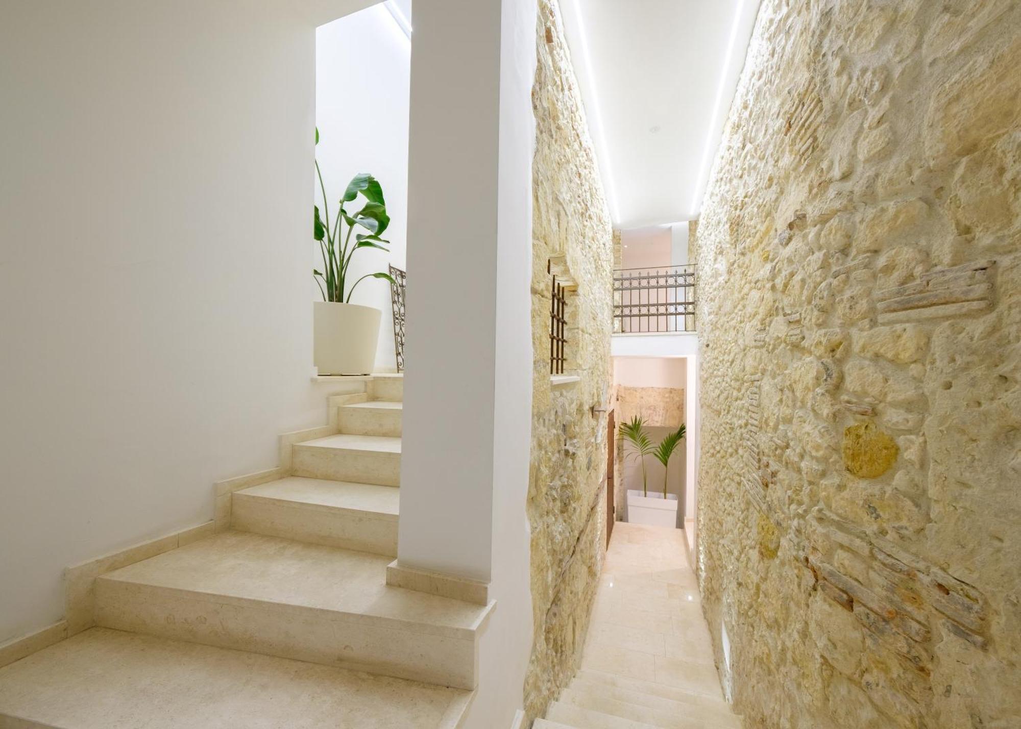 Luxury Suite La Terrazza In Pieno Centro In Cagliari Exteriör bild